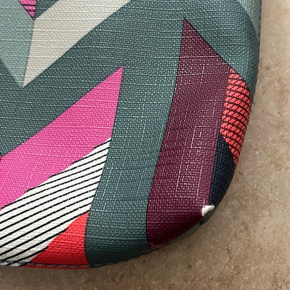 Fossil Crossbody Bag - Picture 4 of 9